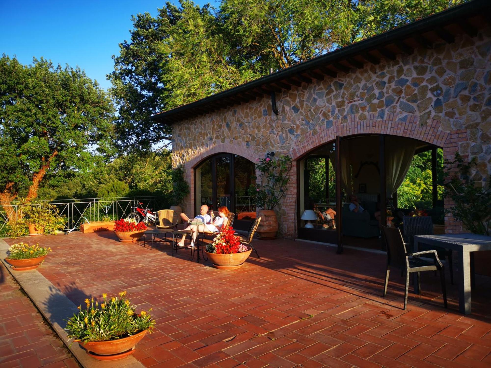 Agriturismo Podere S. Croce Saturnia Bagian luar foto