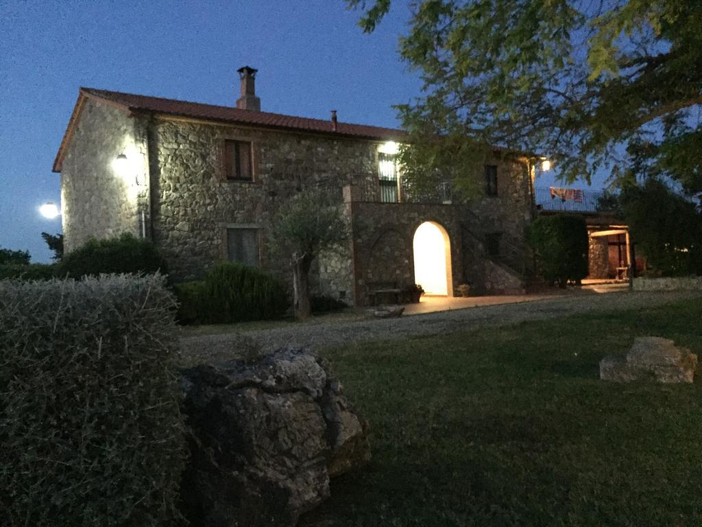 Agriturismo Podere S. Croce Saturnia Bagian luar foto