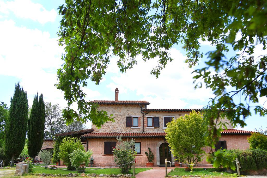 Agriturismo Podere S. Croce Saturnia Bagian luar foto